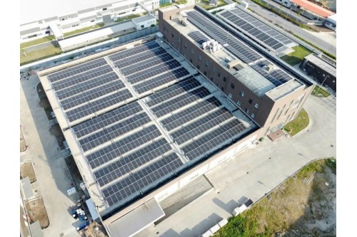 Những lưu ý quan trọng khi thực hiện thủ tục thông báo lắp đặt điện mặt trời mái nhà